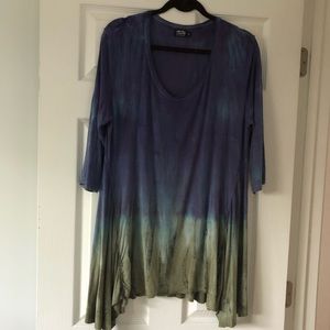 Women's Blue and Green Tunic Top
